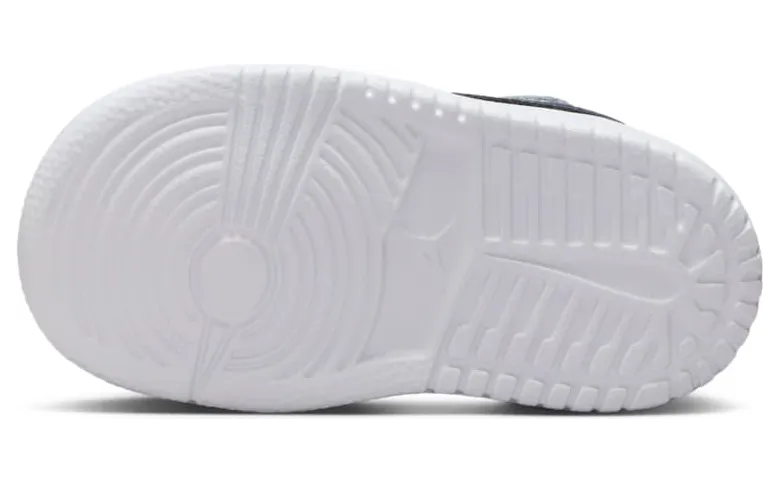 air-jordan-1 DR9747-146