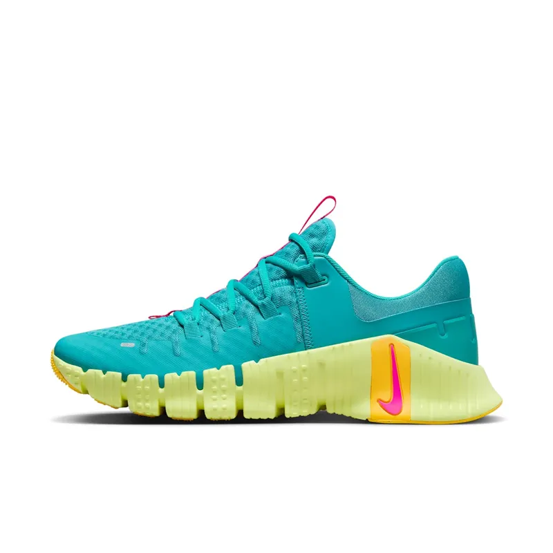 Nike Free Metcon 5 “Dusty Cactus Fierce Pink” (DV3949-302)