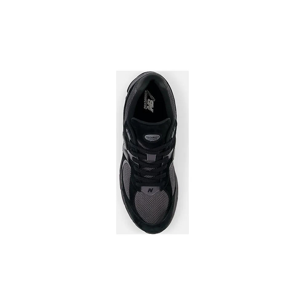 New Balance 2002R “Black Magnet” (M2002RBL)