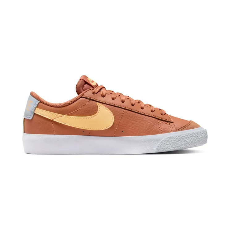 nike-blazer DA4074-200