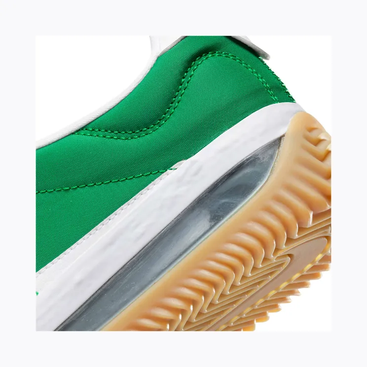 nike-brsb DH9227-800