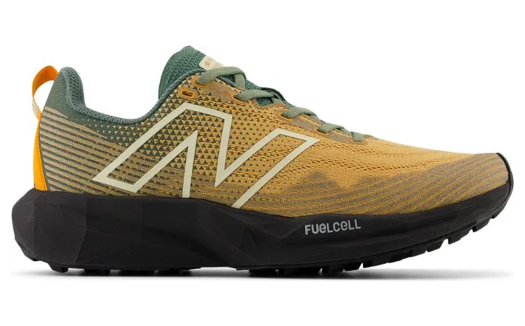 New Balance FuelCell Venym Dried Apricot Black Cement Juniper