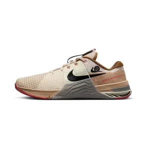 Nike Metcon 8 AMP Nike Moving Company “Sand Drift / Hemp / Coconut Milk / Black” (DV1206-100)