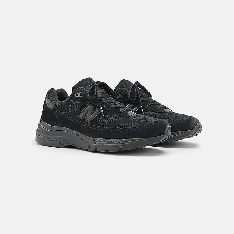 New Balance 992 “Made in USA – Triple Black” (U992TB)