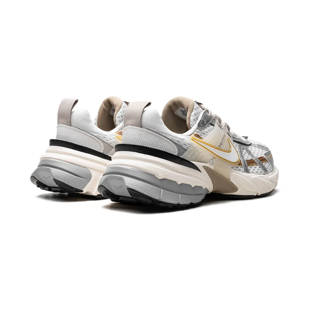 Nike V2K Run “Khaki Metallic Silver” (HJ7245-100)
