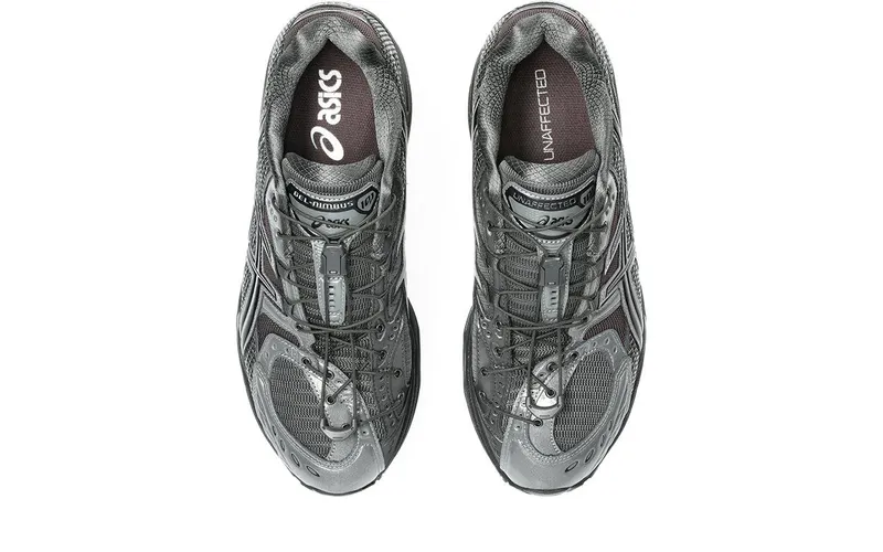 UNAFFECTED x Asics Gel-Nimbus 10.1 “Gunmetal Black” (1203A836021)