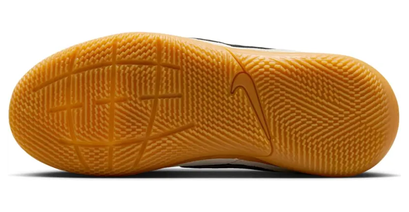 nike-streetgato DH7723-103