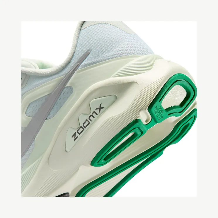 nike-structure HQ3049-004