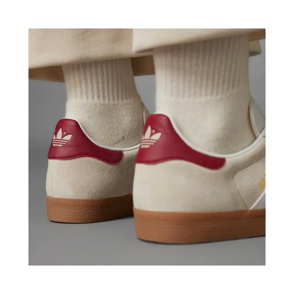 adidas Gazelle Aluminium / Cloud White / Collegiate Burgundy (IG0672)