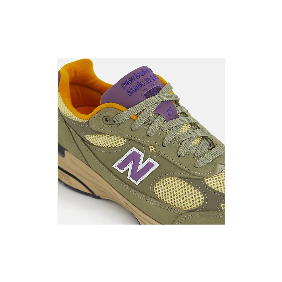New Balance 993 “Made in USA – Olive Leaf / Maize” (U993OL)