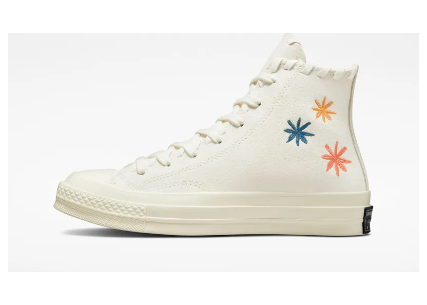 converse-chuck-taylor-all-star A04298C