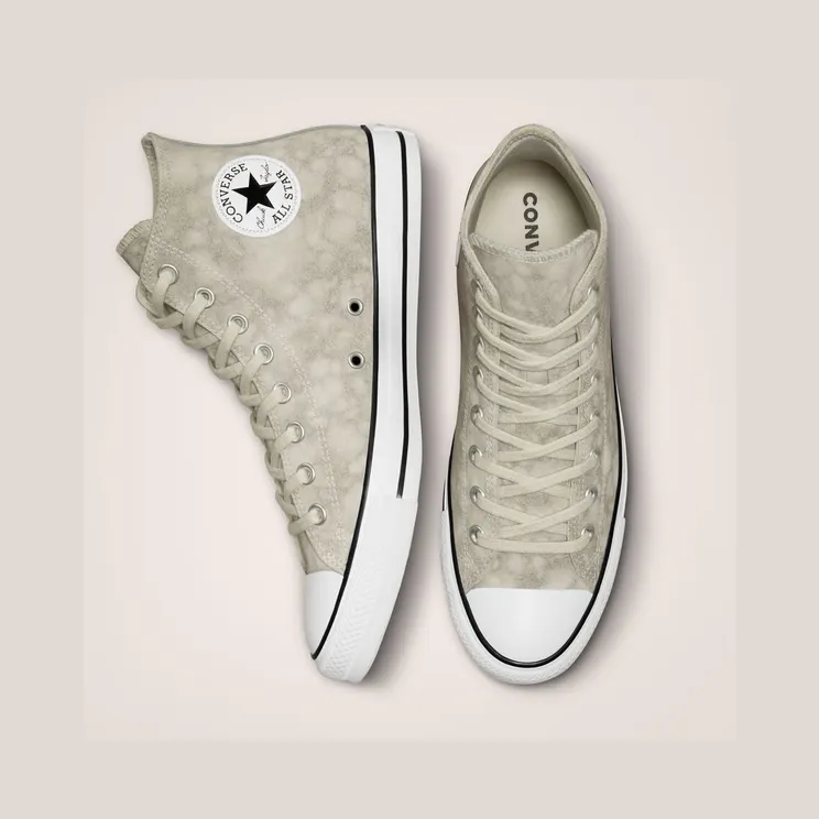 converse-chuck-taylor-all-star A00766C