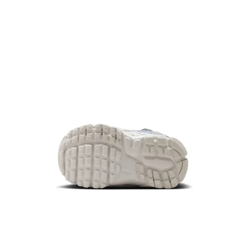 Nike Vomero 5 TD “Ghost/Summit White/Platinum Tint/Ghost” (HF7000-014)
