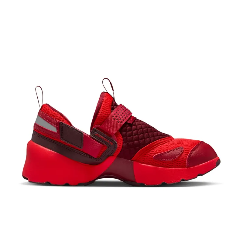 Jordan Trunner LX “Chile Red” (HQ2164-601)