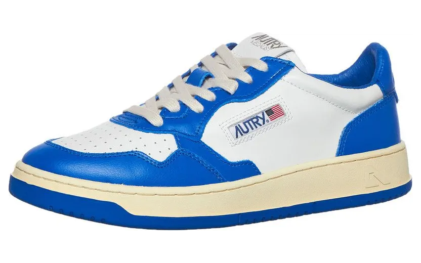 Autry Medalist Low Leather / Leather Princess Blue (AULMWB15) (2)