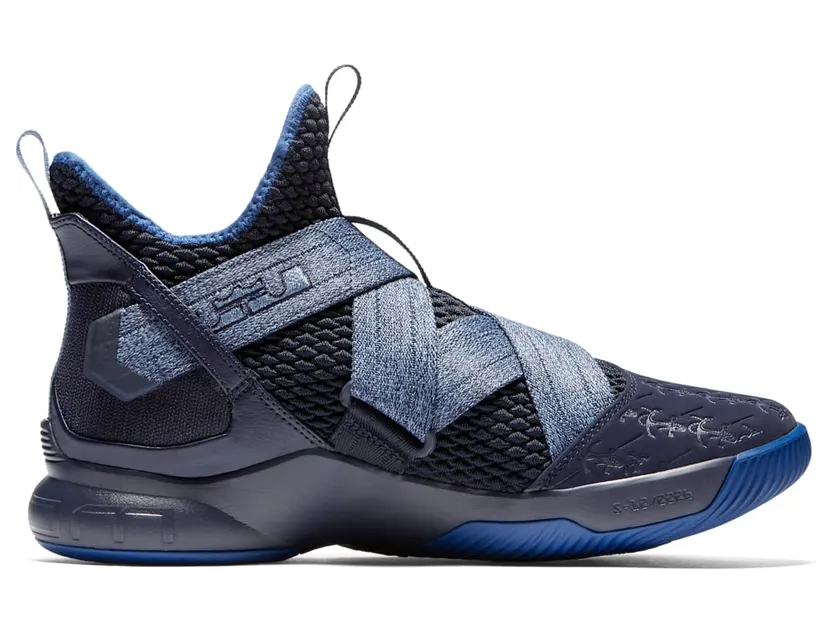 nike-lebron AO2609-401
