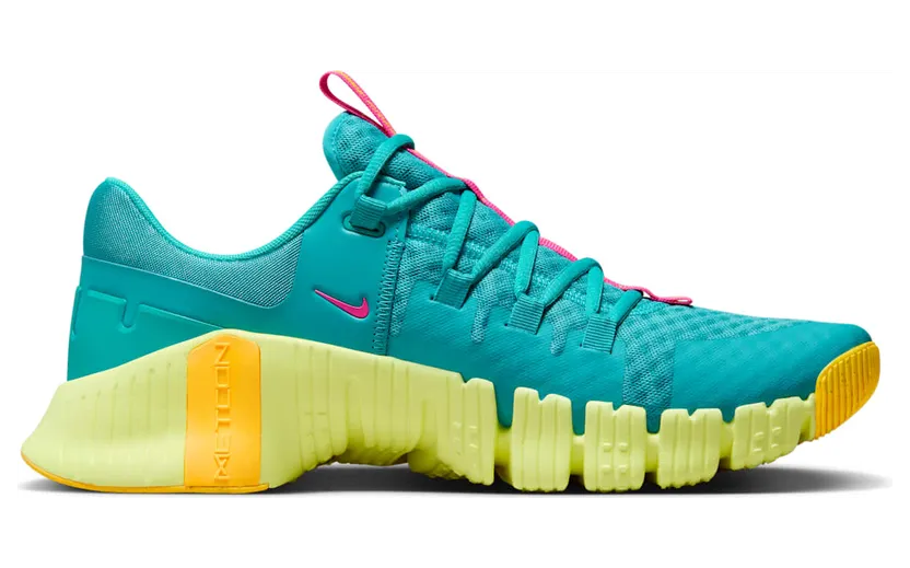 nike-free DV3949-302