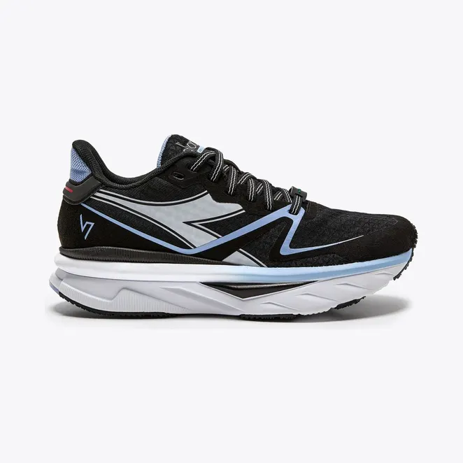 Diadora Atomo V7000 Black White (101.179068 C7406)