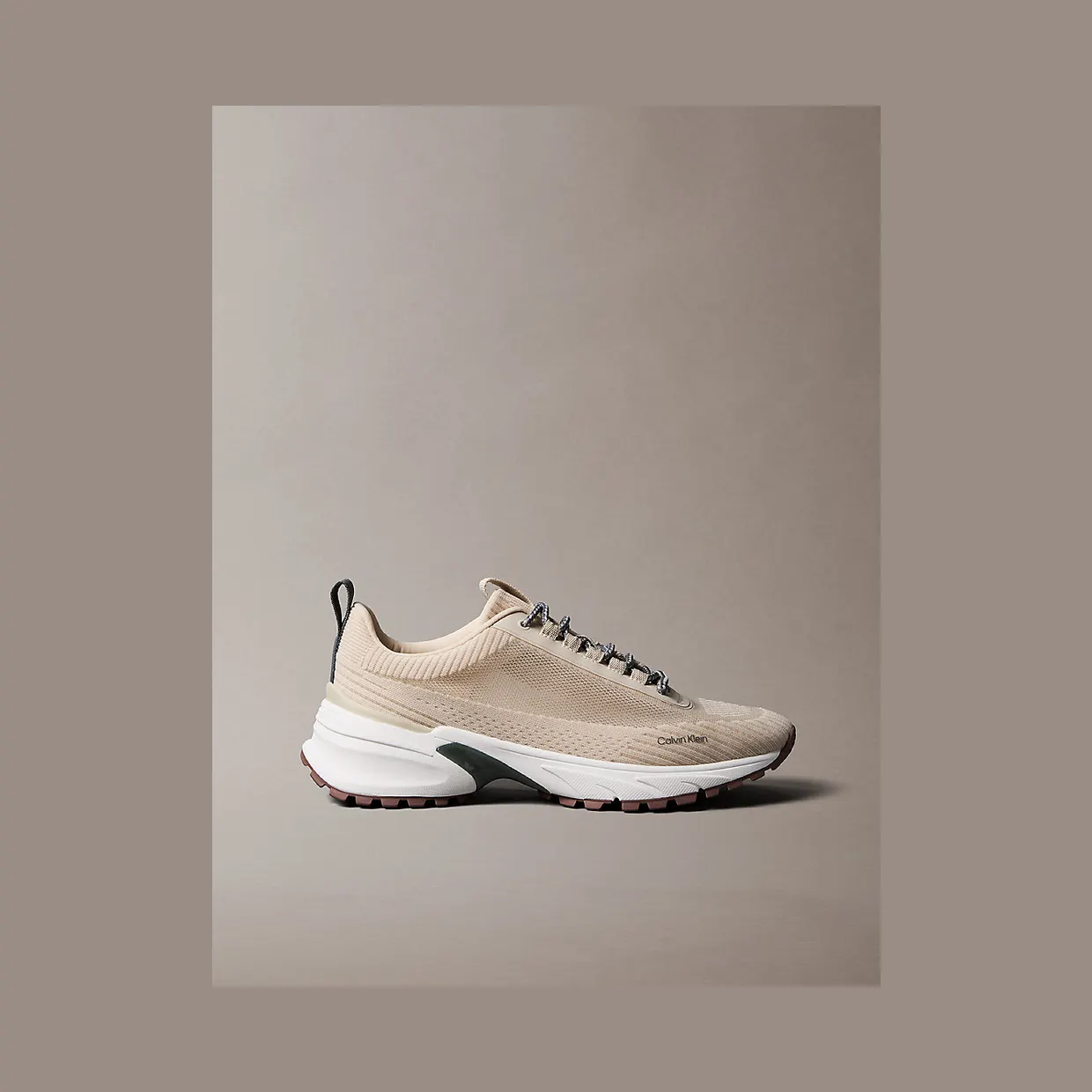 Calvin Klein Trailblazer — Knit Mesh Runner “OATMEAL/TURBULENCE/MUDDY BROWN” (HM0HM021510JE)