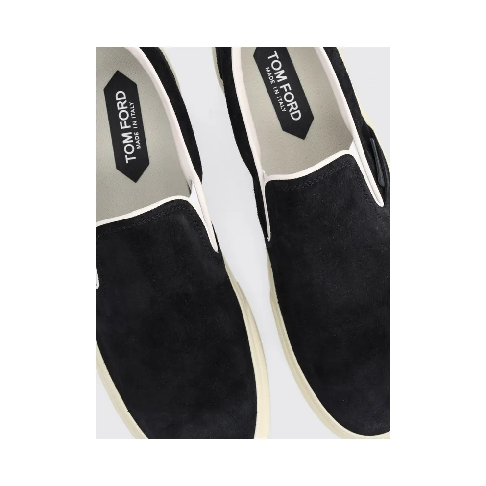 Tom Ford Black (J1368LCL123NNWB)