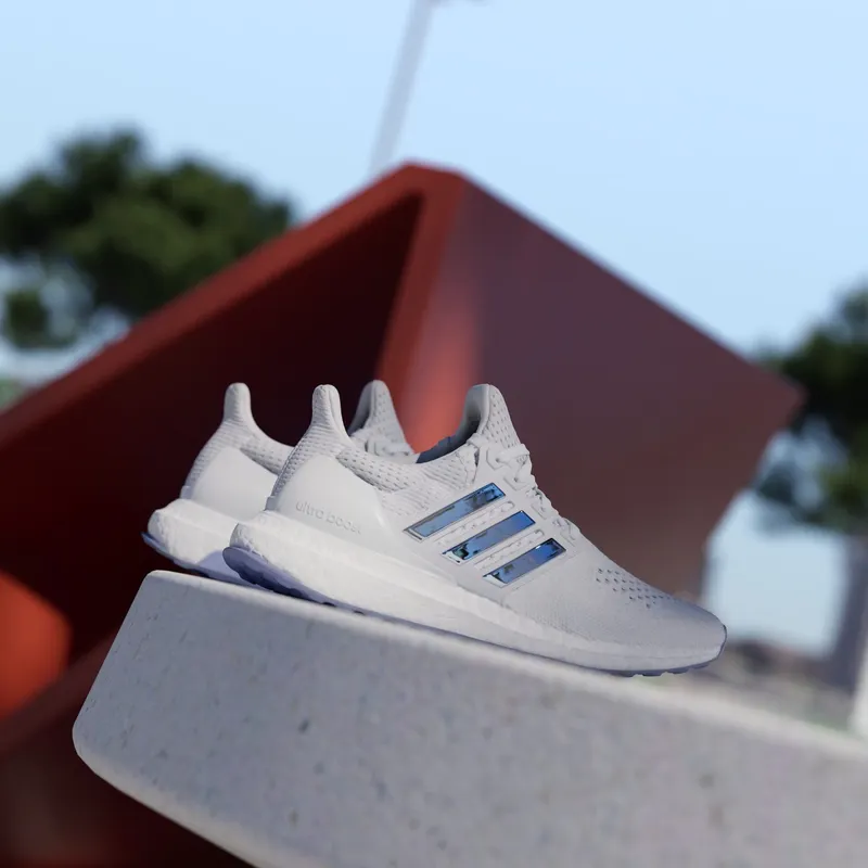 adidas Ultra Boost 1.0 Cloud White Blue Spark Met. (JH6582)
