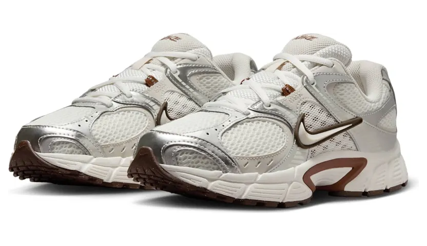 nike-v5-rnr HQ7901-102