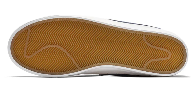 nike-zoom AV3028-100