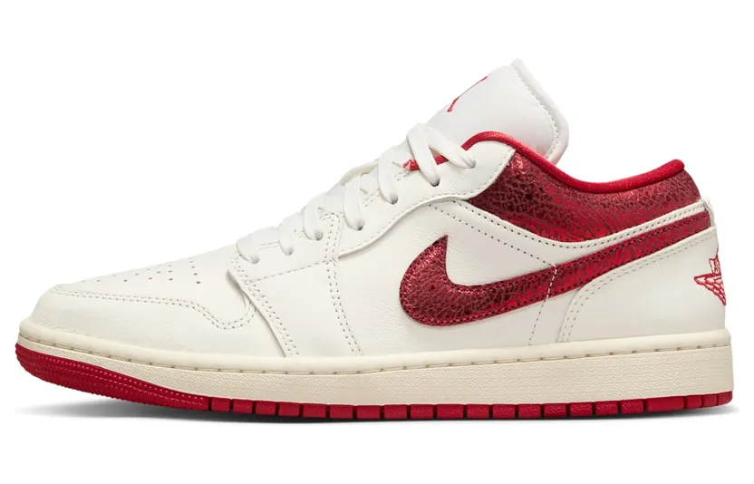 Air Jordan 1 Low HJ9338-106