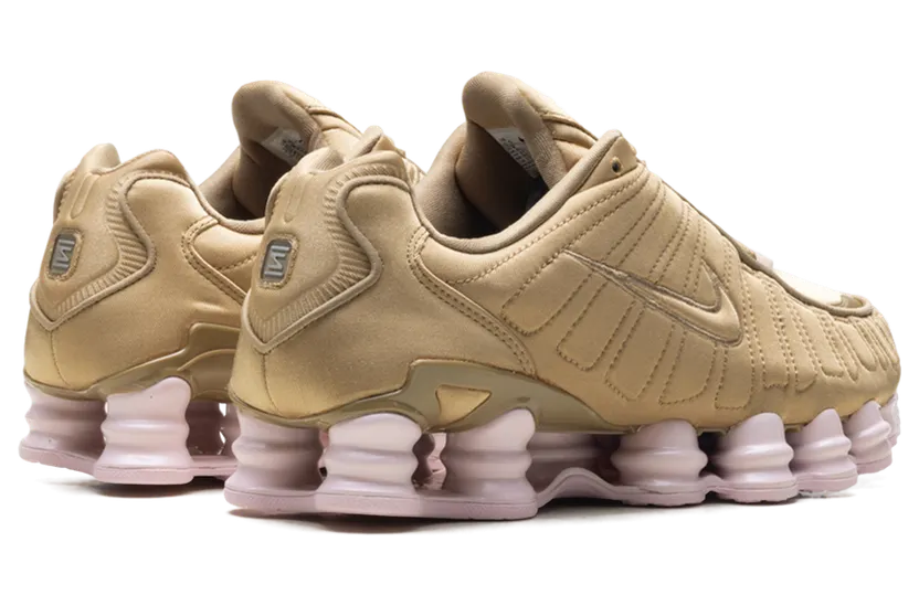 nike-shox IQ0384-202