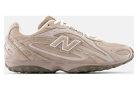 New Balance 204L “Mushroom / Arid Stone” (U204LMMA)