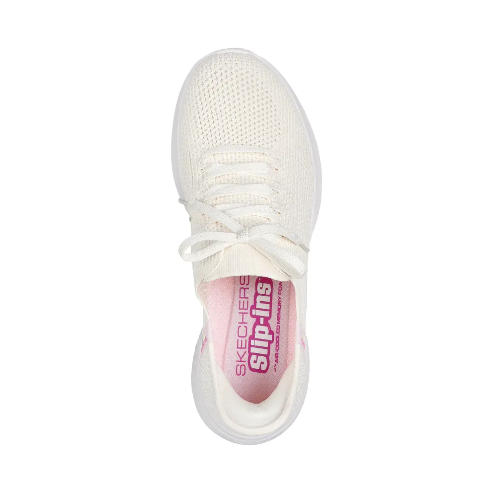 Skechers Slip-ins: Ultra Flex 3.0 – Elevated Motion – Natuurlijk (150457 NAT)