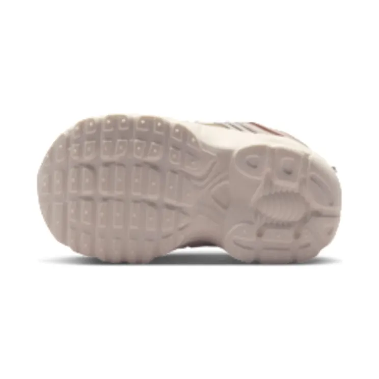 nike-air-max IQ9432-200