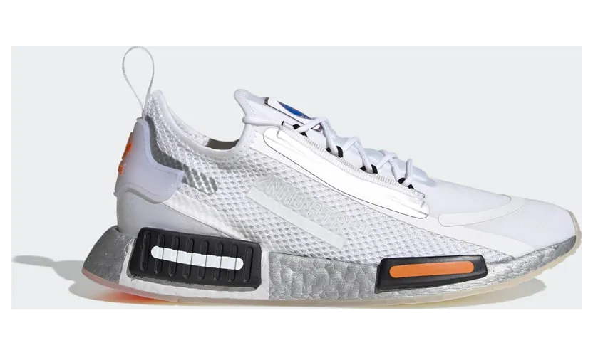 adidas NMD_R1 Spectoo Cloud White / Cloud White / Core Black (FX6818)