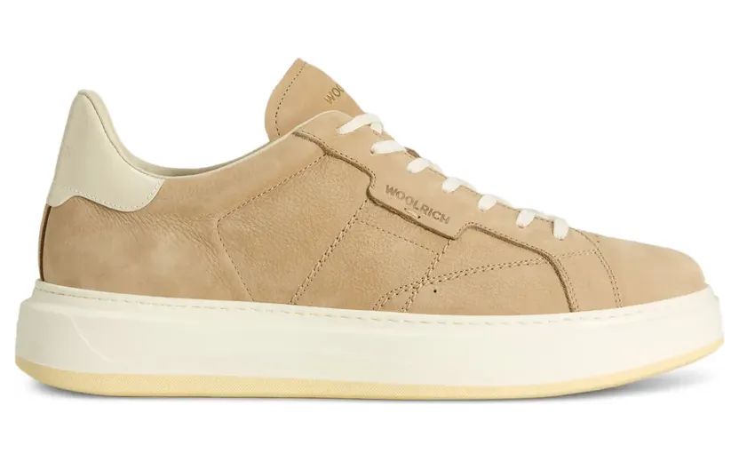 Woolrich Arrow Sneakers aus Wildleder – Nude (CMWFFO2010MRUWFB30)