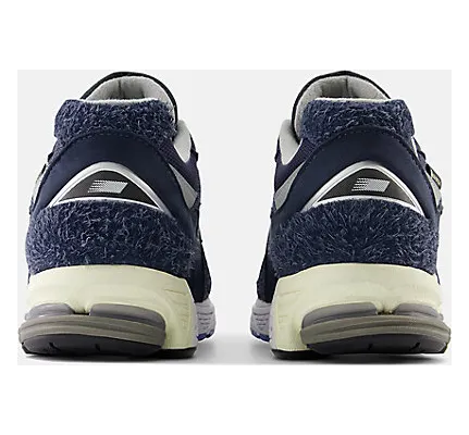 new-balance-2002r M2002RXH