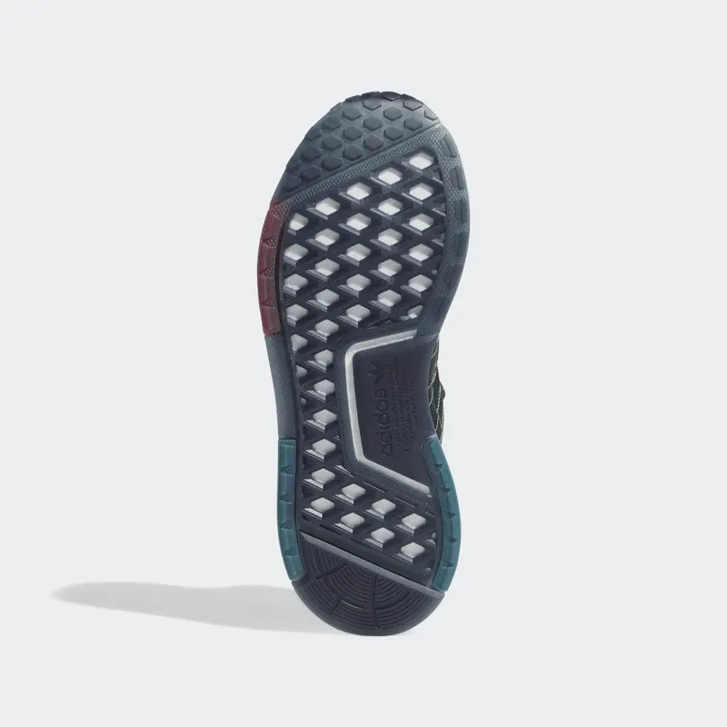 Adidas NMD_V3 Utility Green / Legend Ink / Gold Metallic (GX5784)