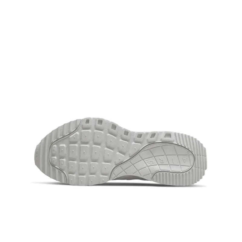 Nike Air Max SYSTM Older Kids’ White (DQ0284-102)