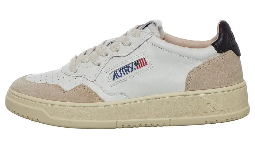 Autry Medalist Low White / Black (AULWLS21) (3)
