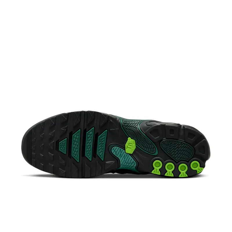 Nike Air Max Plus Drift “Black Volt” (FD4290-006)
