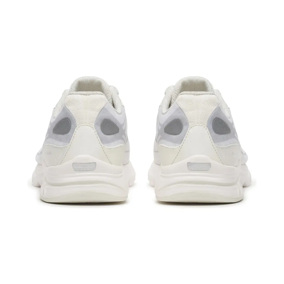 SAUCONY Kinvara 1 “Ivory / Silver” (S101650-1003)