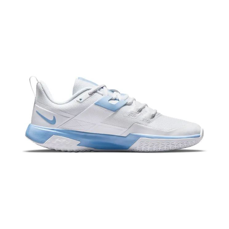 nikecourt DC3431-111