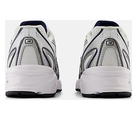 New Balance 740 “White Navy”: tijdloos duo voor elke dag (6)