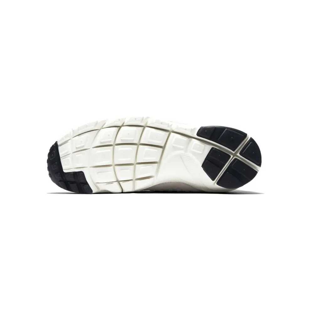 Nike Air Footscape Woven Chukka Light Bone Light Bone/Light Bone (913929-002)