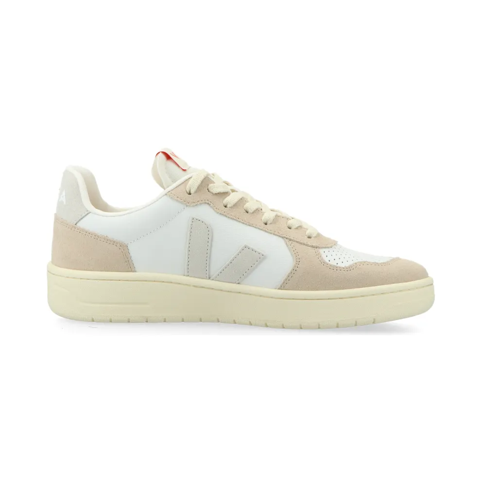 VEJA V-82 Grained Leather (extra white / natural / almond) – VE3320756