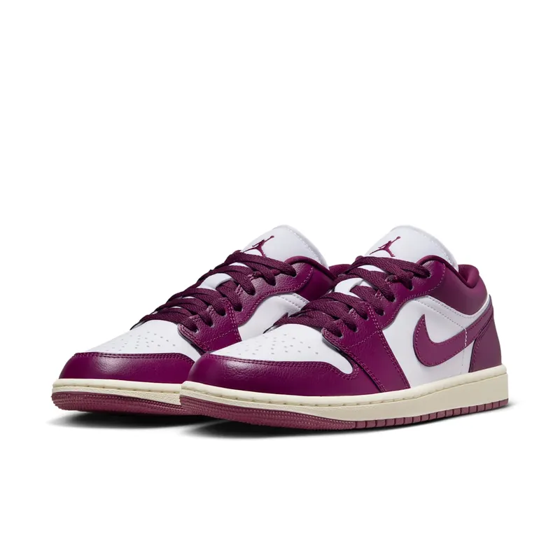 Jordan 1 Low “Bordeaux” (DC0774-161)