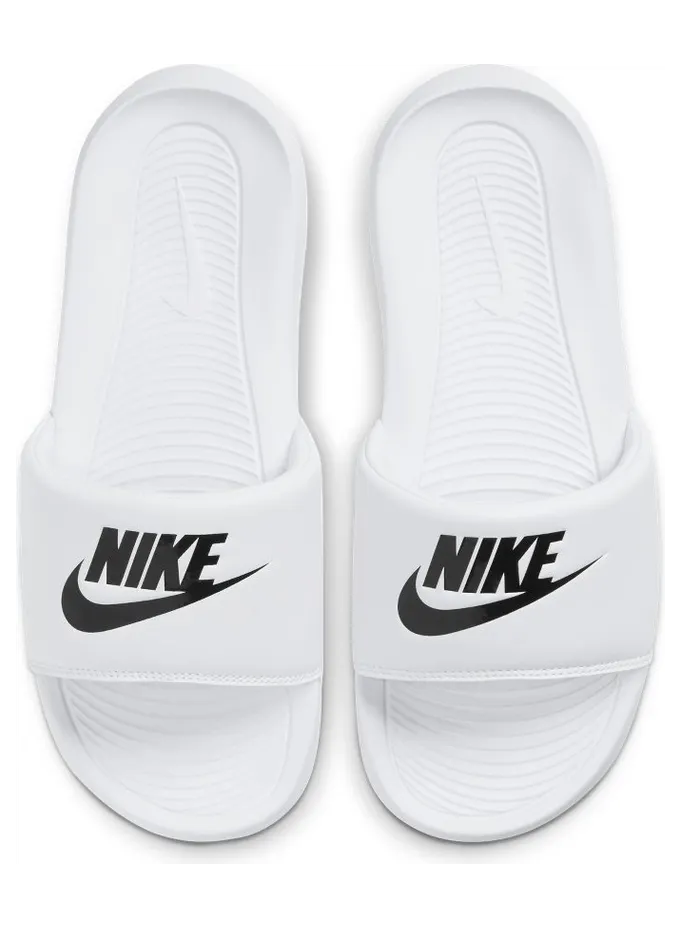 nike-victori-one CN9677-100