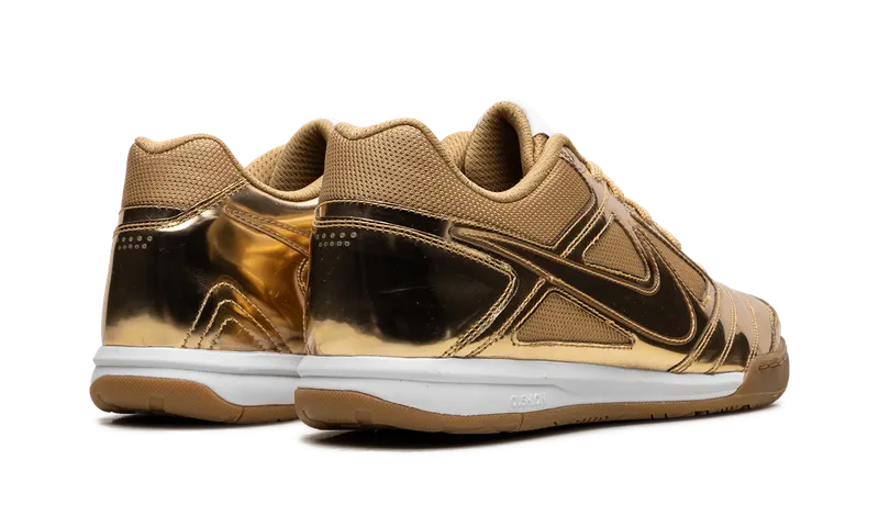 Nike Gato “Liquid Gold” (IB3566-700)