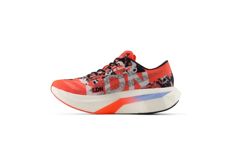 NEW BALANCE TCS London Marathon FuelCell SuperComp Elite v4 “Urgent Red / White / Black” (WRCELLM4)