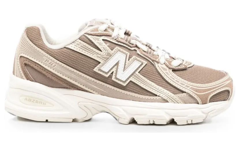 New Balance 740 / Driftwood
