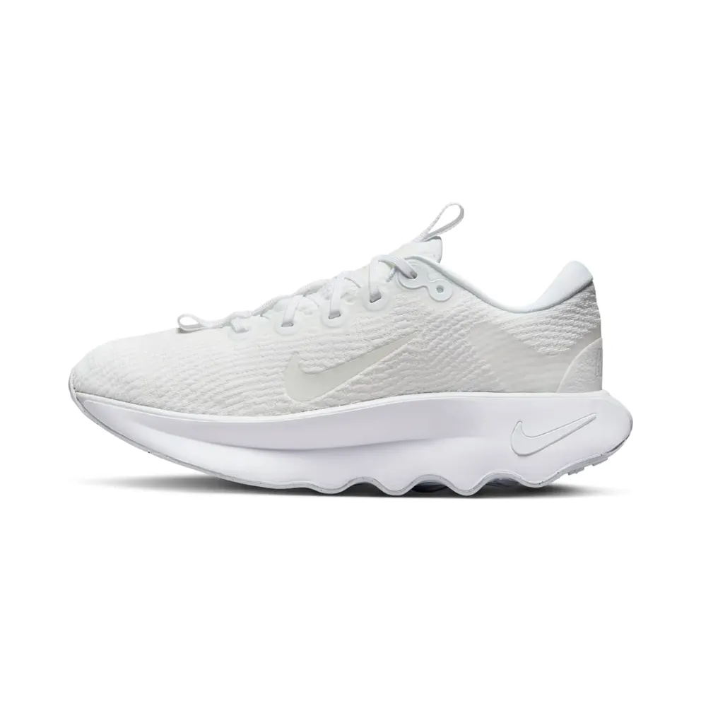 Nike Motiva “Summit White” (DV1238-106)